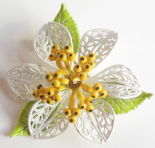 Vintage 1970s Daisy Pin Brooch Double Layer Leaves With Yellow Center - £6.66 GBP