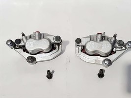 Caliper Assy Left 5KS-2580T-01-00,Right 5KS-2580U-01-00 OEM 2006 Yamaha ... - $54.44