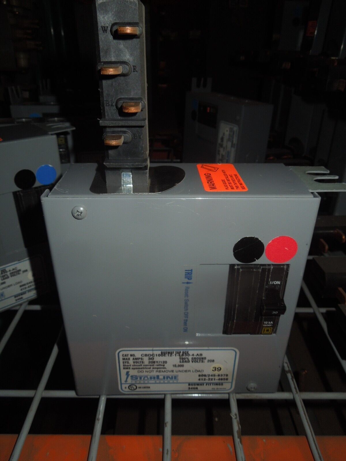 StarLine Busway Tap Box CBDC100E12-1-L630-4-AB 30A 2p 208Y/120V AB phasi... - $100.00