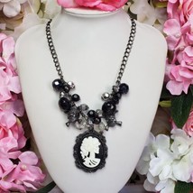 Black Clear Cha Cha Hanging Lucite Bead Skeleton Cameo Pendant Gun Tone Necklace - $18.95