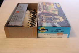 HO Scale Athearn, 50&#39; Box Car, Northern Pacific, Silver, #498 - 1628 BNOS - $30.00