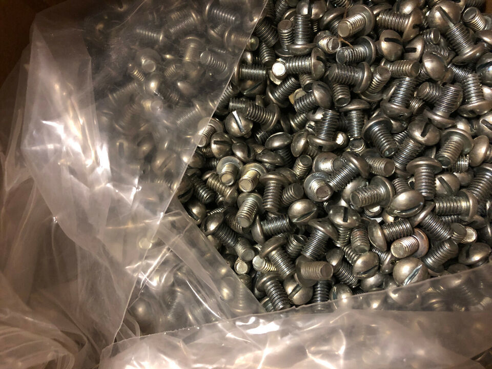 Lot of 1,600 Standard 8-32 x 7/16&quot; phillips machine screw - $30.48
