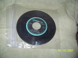 vintage 45 rpm record   {ritchie valens} - £15.87 GBP