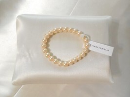 Charter Club 7&quot; Peach Simulated Pearl Stretch Bracelet Y492 - £9.19 GBP