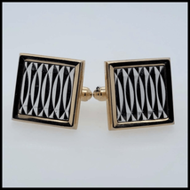 Fancy etched, yellow and gold silver tone cufflinks - £15.33 GBP