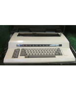 SEARS ELECTRONIC COMMUNICATOR 1 TYPEWRITER WITH CASE MODEL  #161.53010 - £110.58 GBP