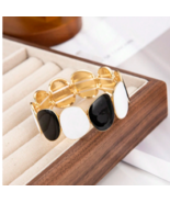 Black white gold stretch bracelet - $267.55 MXN
