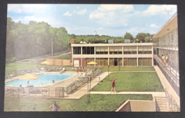 Vintage Holiday Inn Hotel of New Hope PA Postcard Pennsylvania Dexter Press - £5.34 GBP