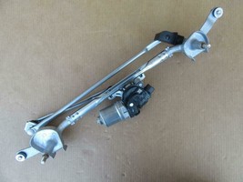 OEM 2017-2018 GMC Acadia Front Windshield Wiper Motor With Linkage 23372081 - £115.90 GBP
