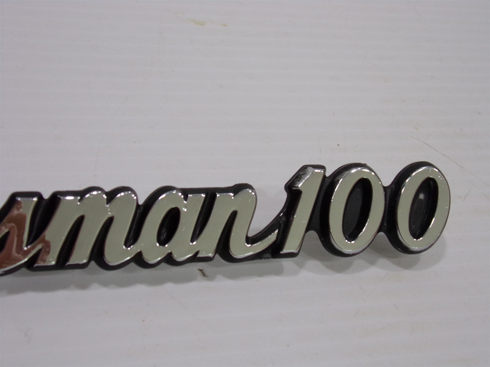 1970 - 1978 Dodge Tradesman 100 Van Emblem NOS 2956456 1971 1972 1973 1974 1975 Item image 3