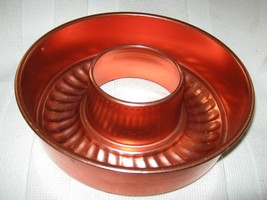 Vintage Mirro Copper Tone Jello Mold Bundt Cake Pan Decorative Holds 11 cups - £8.44 GBP