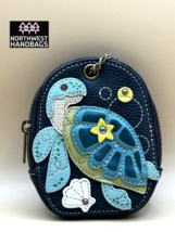TURTLE A SHELL MINI COIN PURSE KEYCHAIN NAVY CHALA - $626.39 MXN