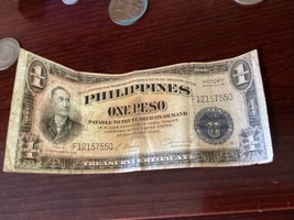 RARE 1944 WWII PHILIPPINES VICTORY PESO TREASURY BANKNOTE BILL PAPER MONEY - $54.45