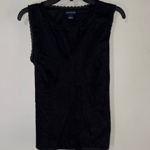 Ann Taylor Black Sleeveless Lace Top - $13.72