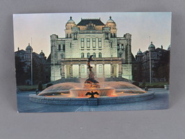Vintage Postcard - Centennial Fountain Parliament Building Victoria Canada  - £12.01 GBP