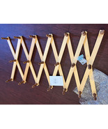 Accordion Wall Hanger Expandable Rack Wall Mounted 20 Pegs Natural Pine ... - $55.12 CAD