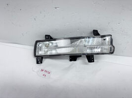 2017 2018 2019 2020 2021 JEEP COMPASS HALOGEN FRONT RIGHT OEM TURN SIGNAL - $84.55 CAD