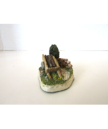 David Winter Cameos Greenwood Wagon Sculpture 1991 John Hine Ltd GB 1.25&quot;h - $9.85