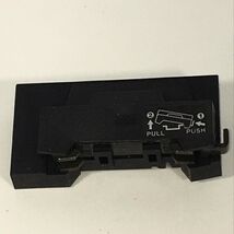 SMC VZ3000-52A-AD End Block Assembly  - €7,37 EUR