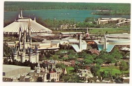 Vintage WALT DISNEY WORLD Postcard Magic Kingdom 3x5 0111 0362 Unused - $5.79