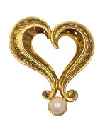 Vintage 1980s MCM Signed Avon Gold Tone Open Heart Faux Pearl Drop Brooc... - €17,27 EUR