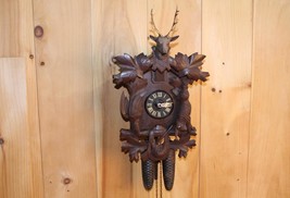 Vintage 8 Day German Black Forest Hunter Cuckoo Clock ~ In Good Running Order ~ - $375.00