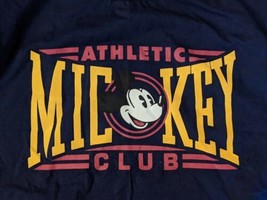 Mickey Mouse Atletico Club Disney Parks Disegni T-Shirt XXL Blu USA Nuovo - £23.19 GBP