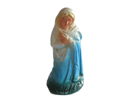 Vintage Chalkware Nativity Holy Mother Virgin Mary Kneeling Hands Crossed 3.1&quot; - £7.58 GBP