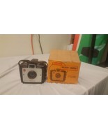 Vintage VTG Kodak Brownie Holiday 127 film Camera (1953-1962) Original B... - $663.57 MXN