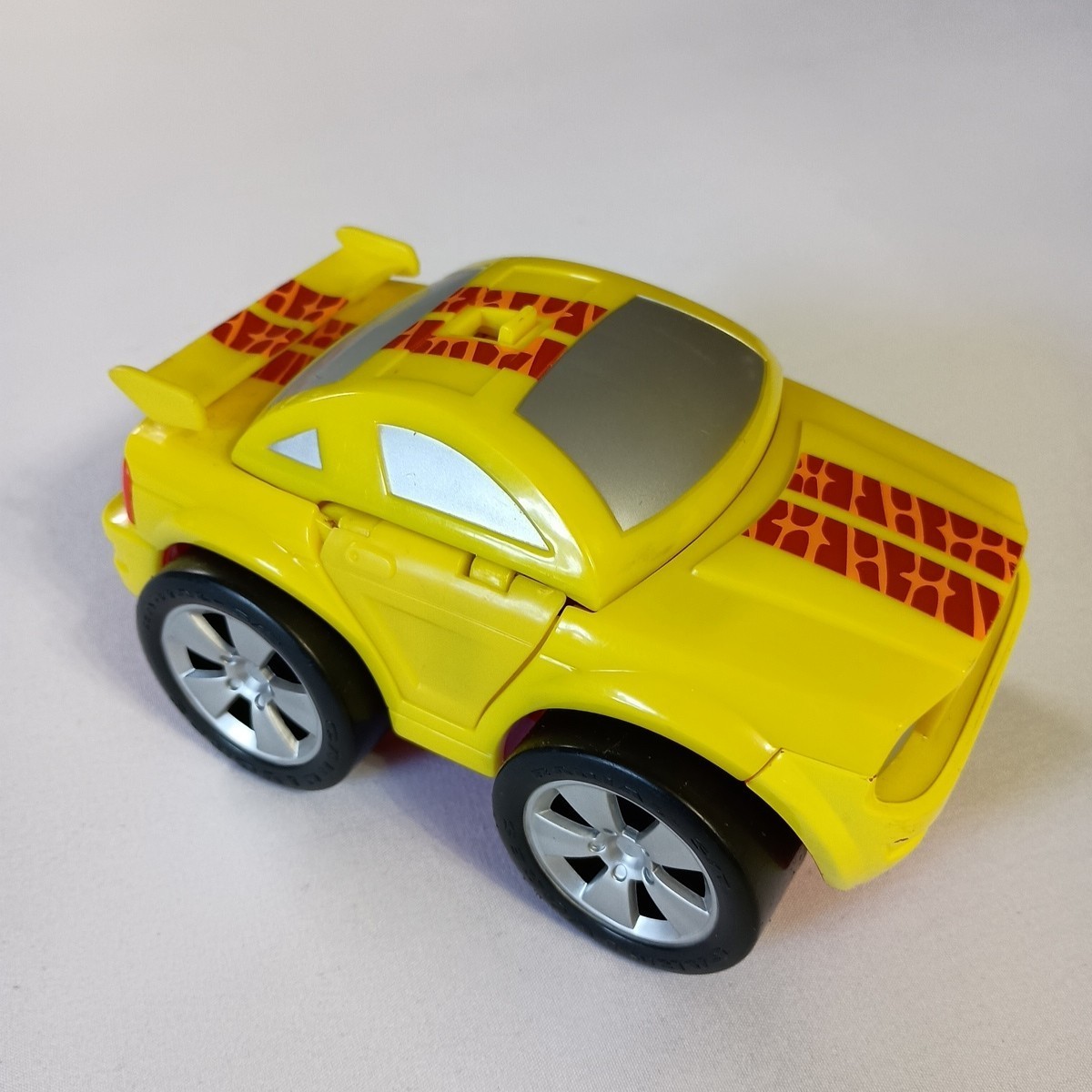 Mattel 2006 Fisher Price Yellow Car Nivores Carnivores Transforming Cobra Snake  Item image 4
