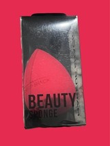 THE MAKEUP SHACK Beauty Sponge in Red NIB - £7.79 GBP