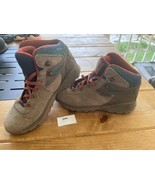Columbia Men’s Newton Ridge Hiking Boot, Size 10, Grey Suede - $95.04 CAD