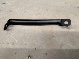 Ford Fairlane Mustang 170 144 6 Cylinder Air Cleaner Bracket Falcon Come... - $1,028.33 MXN