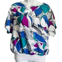 Vintage 80s White Blue Green Abstract Short Sleeve Tee Oversize size S / M - $326.39 MXN