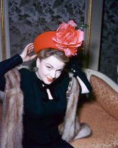 Anne Baxter 16x20 Canvas Giclee Lovely 1940&#39;s in Black Dress, Fur &amp; Red Hat - £55.30 GBP