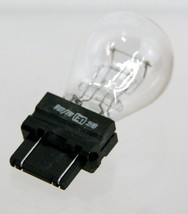 Sylvania 3157 Mini Replacement Light Bulbs  4131 - £5.53 GBP