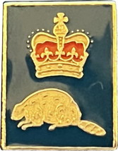 vintage Canada Crown Beaver lapel pin - £11.77 GBP