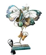 Pier 1 Metal Butterfly Light Up Sculpture - $3,245.84 MXN