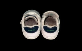 Stride Rite Boys Shoes Size 5.5 XW White Gray Leather Sneakers Hook & Loop image 3