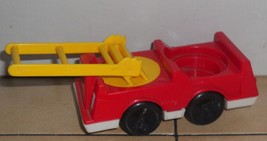 Vintage 80&#39;s Fisher Price Little People Fire Truck #123 124 876 997 FPLP - $277.32 MXN