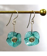 Handmade Art Glass Green Flower Dangle Drop Pierced Sterling Silver Earrings - $514.39 MXN