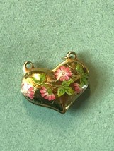 Vintage Double Sided Pink Floral Puffy Goldtone Heart Pendant - 5/8th’s x 0.75 i - £10.43 GBP