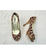 SM New York leopard print shoe   Size 8 .... Open toe - $34.60 CAD