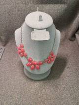 Charming Charlie Gold Tone Pink Red Cabochon Statement Necklace 19 in - £7.25 GBP