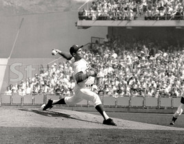 Sandy Koufax Los Angeles Dodgers MLB Baseball Photo 11&quot;x14&quot; Print 2 Pitching - £20.14 GBP