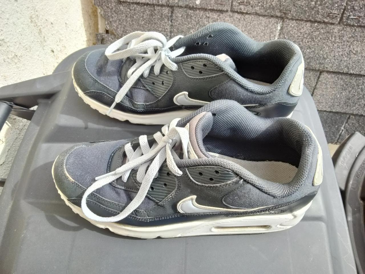 used nike air max