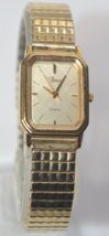 Vtg Timex Watch 19mm Women Gold Tone New Battery BA Cell Flex band GUARANTEED - £13.41 GBP