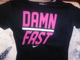 Nike Damn Fast Black&amp; Pink Women&#39;s T Shirt Sz M - £16.92 GBP