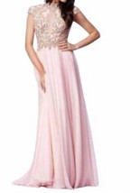 Mac Duggal cap sleeve beaded gown size 6 - $7,347.31 MXN