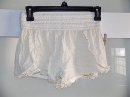 No Boundaries Natural Over Soft Shorts w/ Wide Band Size XS (1) WOMEN&#39;S NEW - $18.20